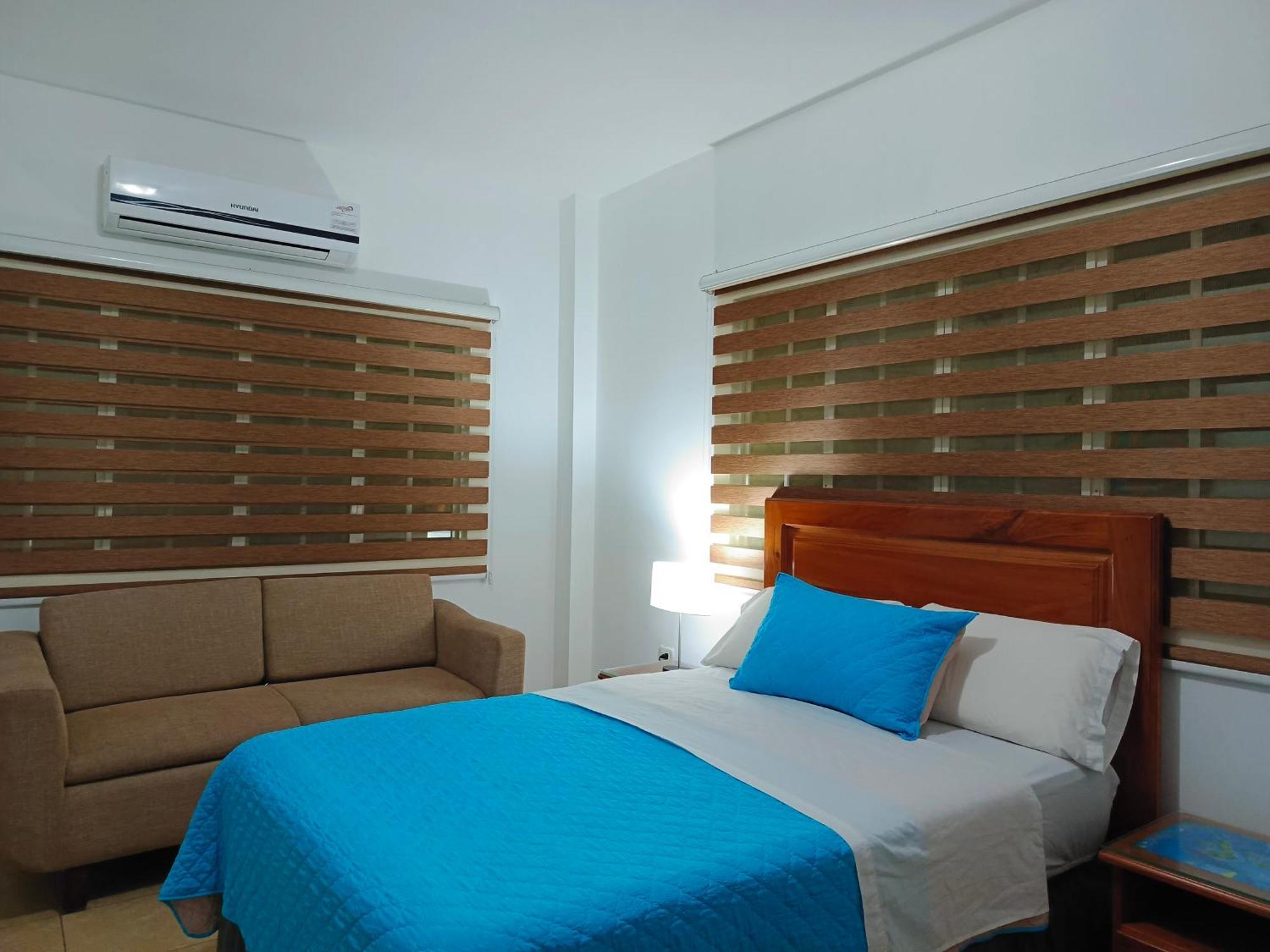 Teresita'S House Suites Con Cocina Privada Puerto Baquerizo Moreno Exterior photo