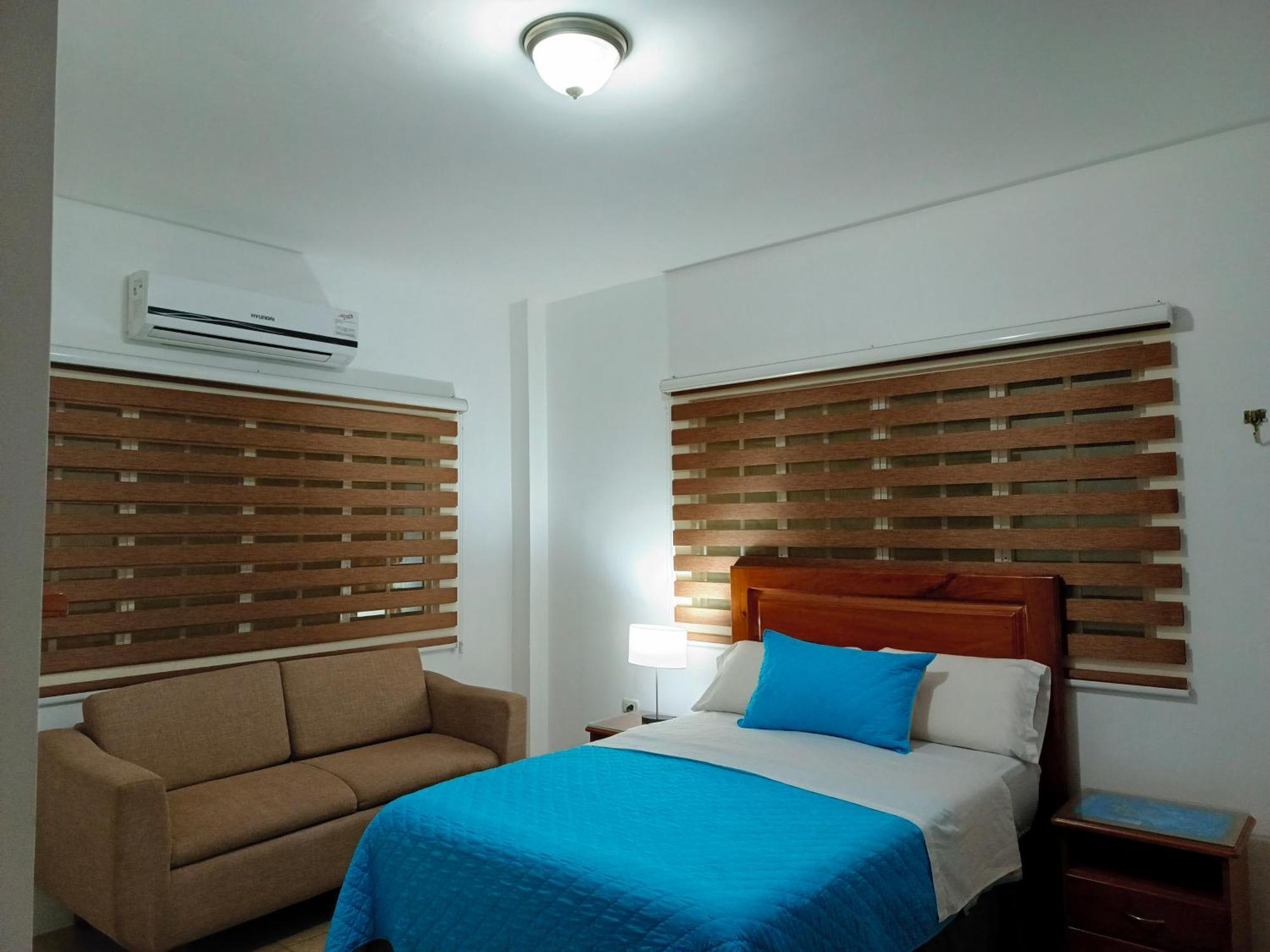 Teresita'S House Suites Con Cocina Privada Puerto Baquerizo Moreno Exterior photo