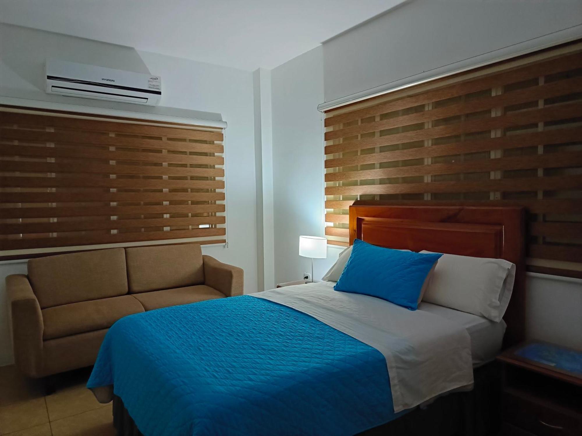 Teresita'S House Suites Con Cocina Privada Puerto Baquerizo Moreno Exterior photo