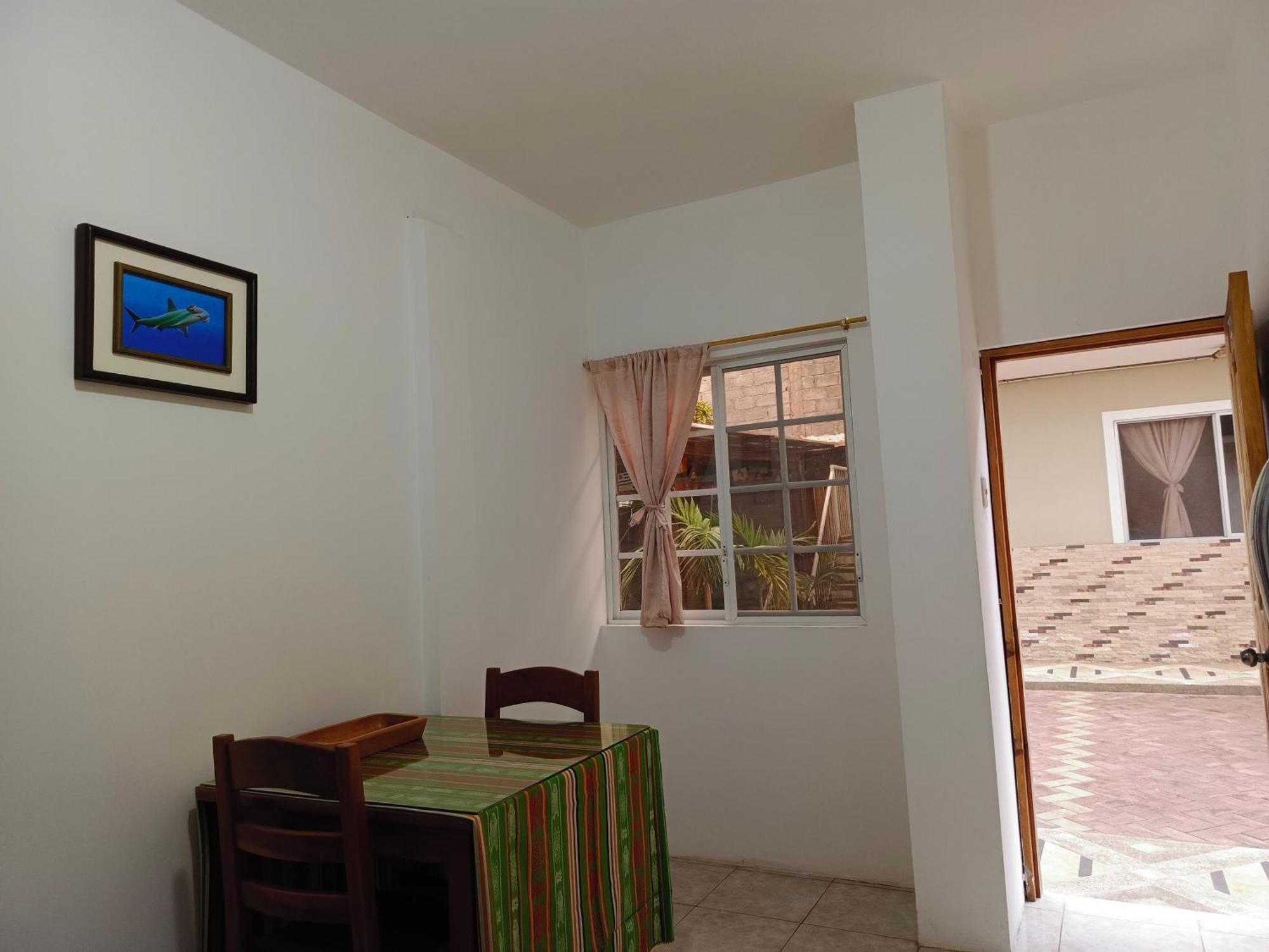 Teresita'S House Suites Con Cocina Privada Puerto Baquerizo Moreno Exterior photo