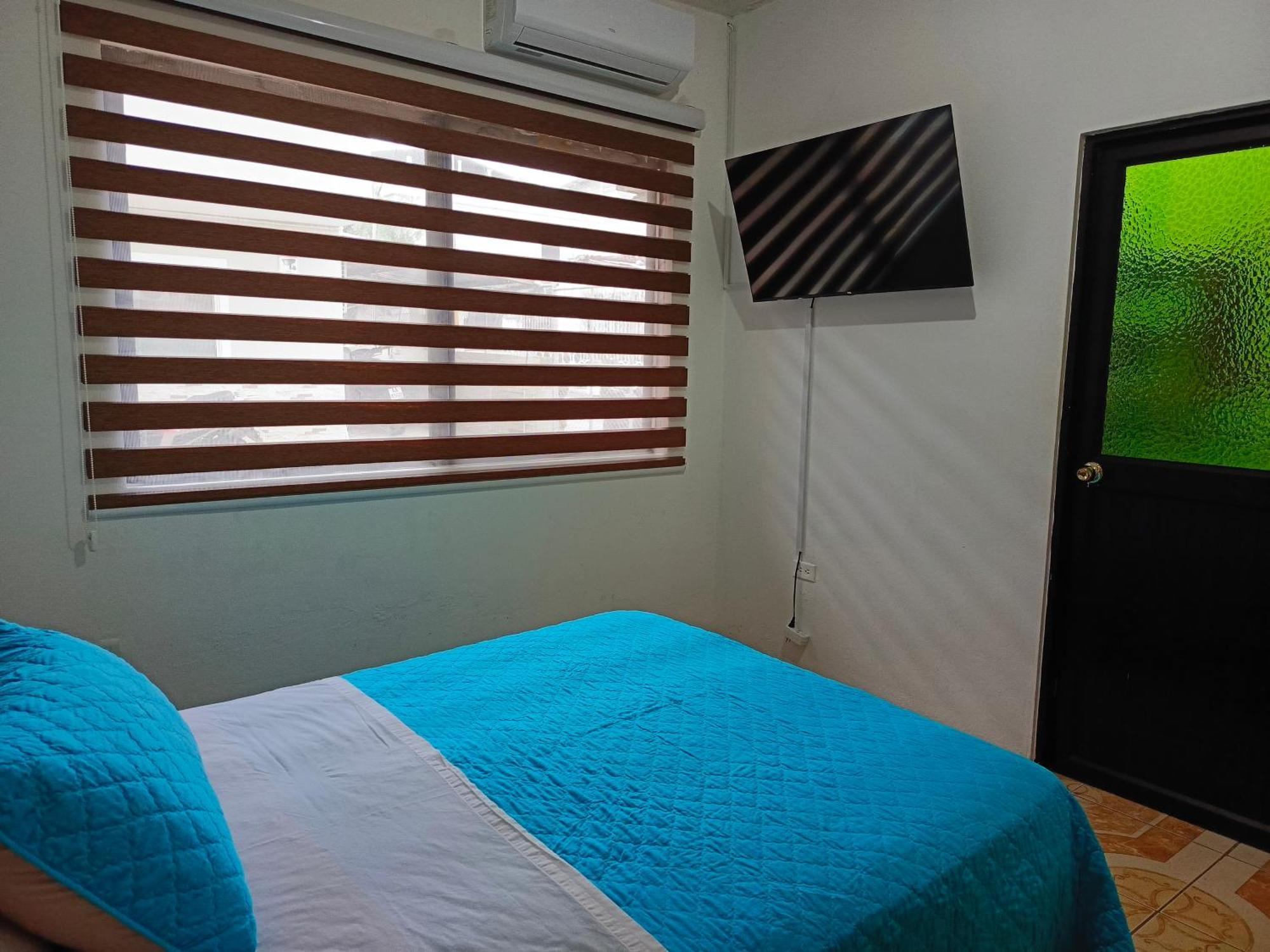Teresita'S House Suites Con Cocina Privada Puerto Baquerizo Moreno Exterior photo