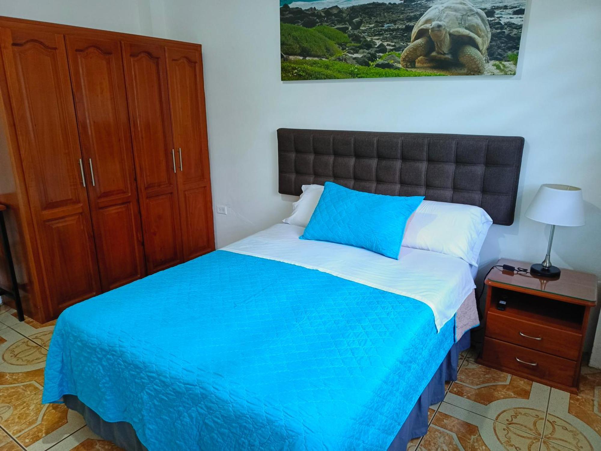 Teresita'S House Suites Con Cocina Privada Puerto Baquerizo Moreno Exterior photo